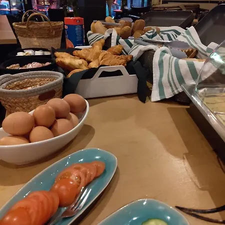 호텔 Le Bistro 팔켄뷔르흐안더횔